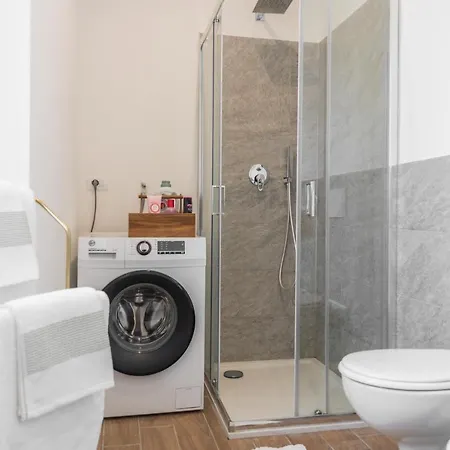 Lora Apartment,free Private Parking, Self Check In,1 Apartment *