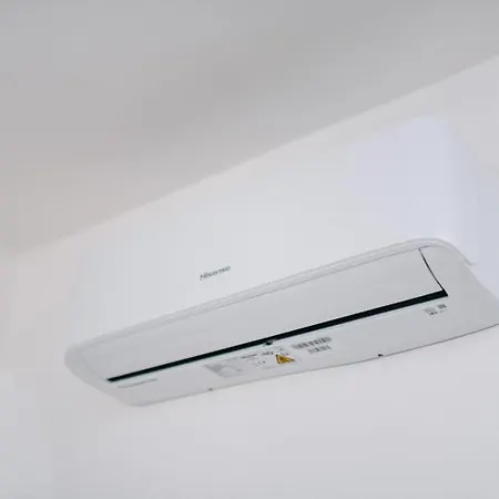 Lora Apartment,free Private Parking, Self Check In,1 *