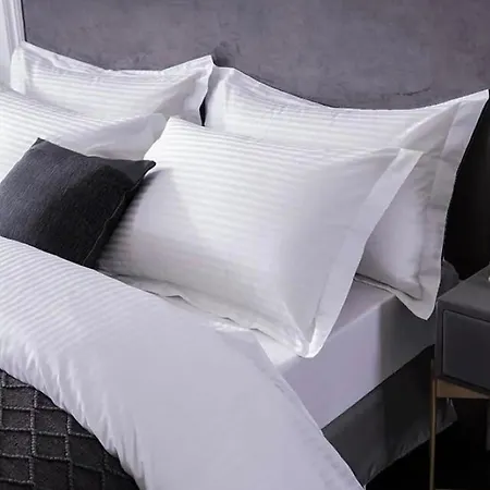 Lora Apartment,free Private Parking, Self Check In,1 Como