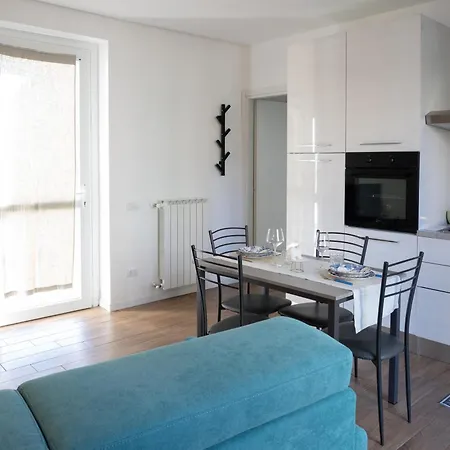 Como,suite 1, Free Private Parking