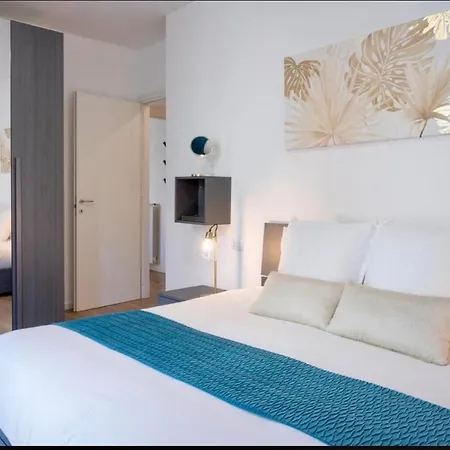Lora Como Residence, Suite 1, Free Private Parking, Self Check In アパート