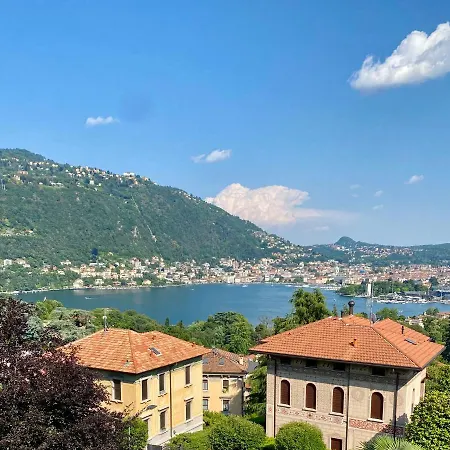 Lora 1, Free Private Parking, Self Check In * Como
